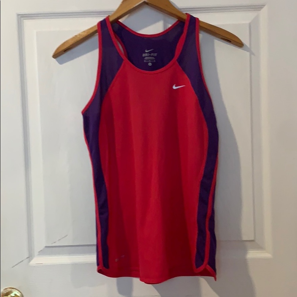 Nike tank tops bundle M